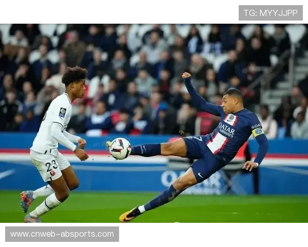 巴黎FC有意欧塞尔中场马通多，白堡-加拉塔萨雷也在关注